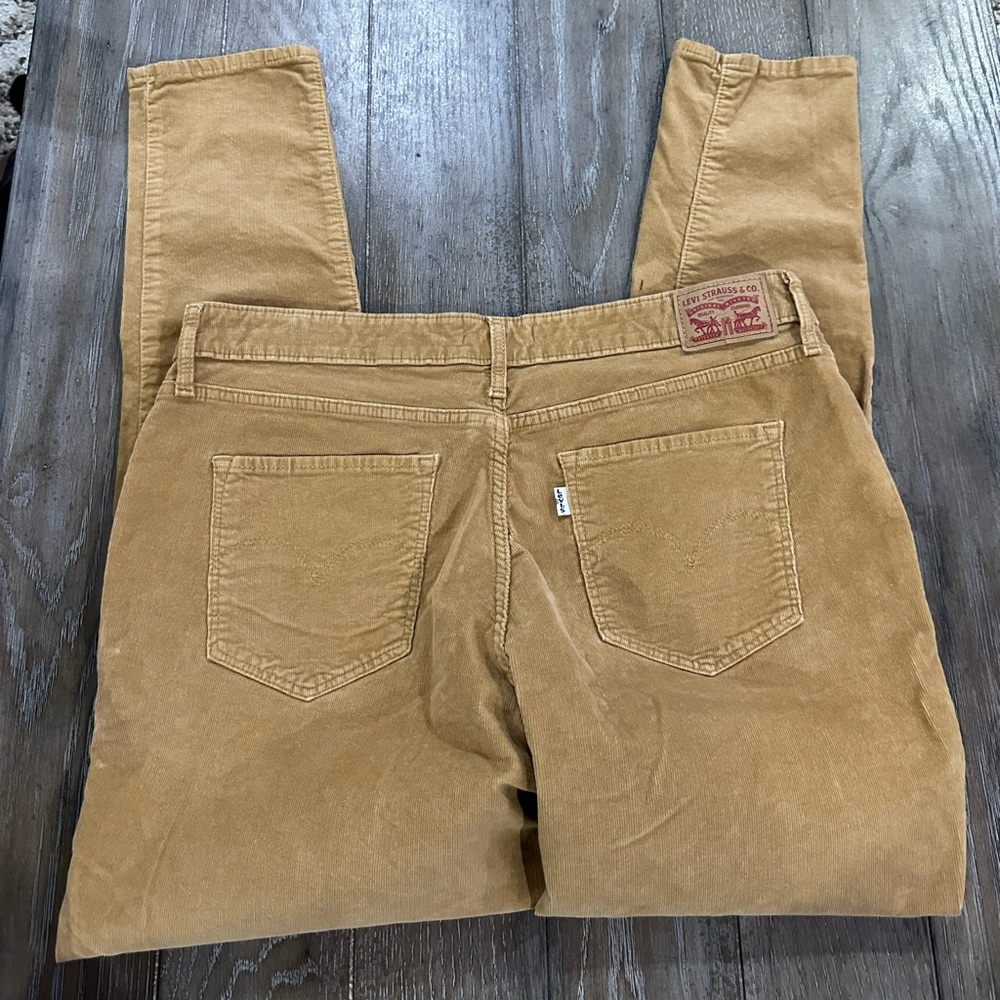 Levi’s Button-Fly  Corduroy Pants - Picture 5 of 12